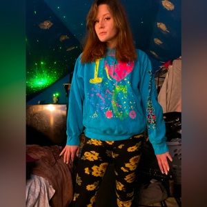 Xnt woman’s NY hoodie size large